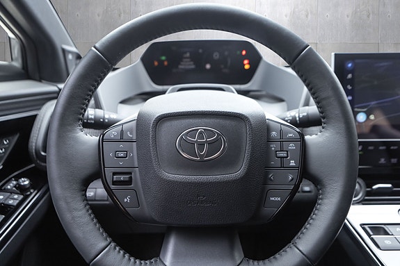 Toyota bZ4X 11 of 21