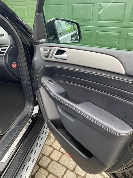 Mercedes-Benz ML350 18 of 30