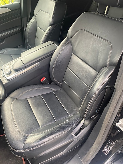 Mercedes-Benz ML350 13 of 30