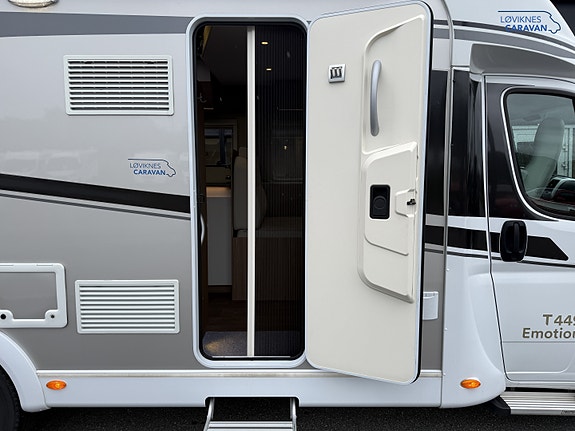Carado T449 - Queenbed - Klasse B! 7 of 30