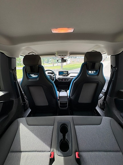 BMW i3 9 of 17