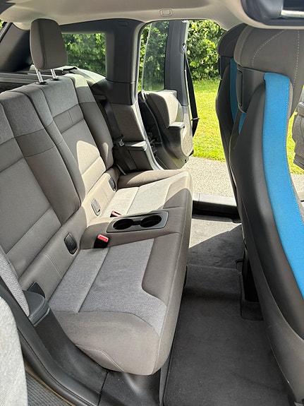 BMW i3 7 of 17