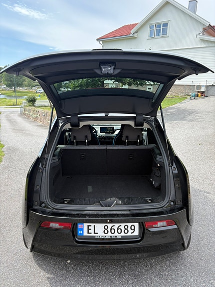BMW i3 14 of 17