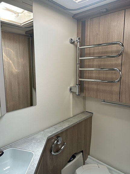 KABE Royal XL KS 26 of 30