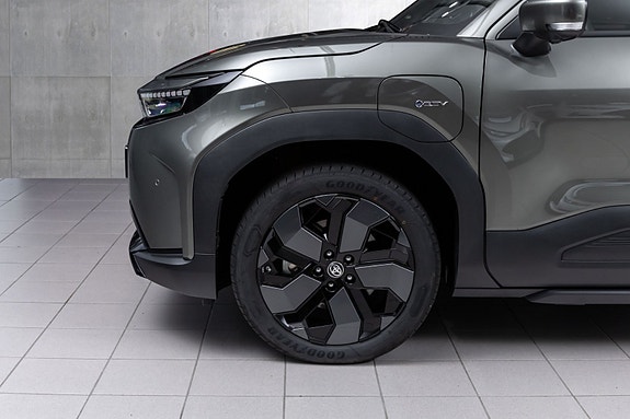 Toyota Urban Cruiser 2 of 28