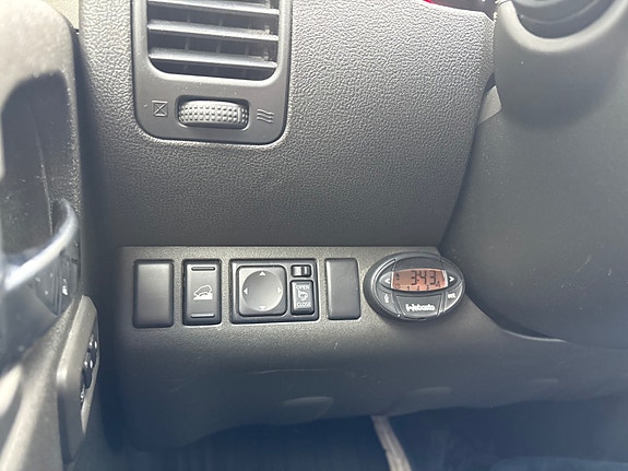 Nissan Pathfinder 21 of 30