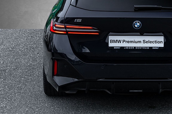 BMW i5 9 of 30