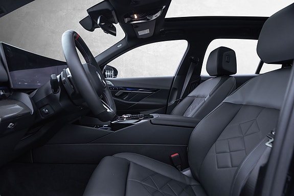 BMW i5 25 of 30