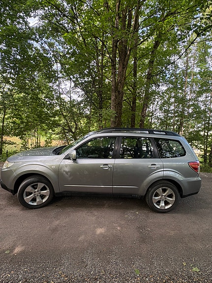 Subaru Forester 3 of 26