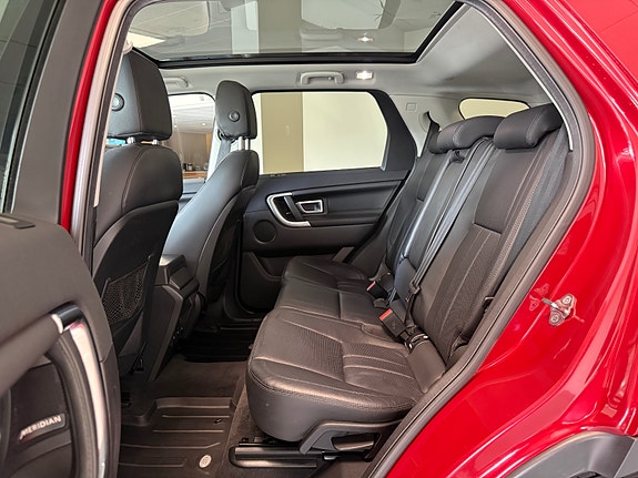Land Rover Discovery Sport 17 of 30