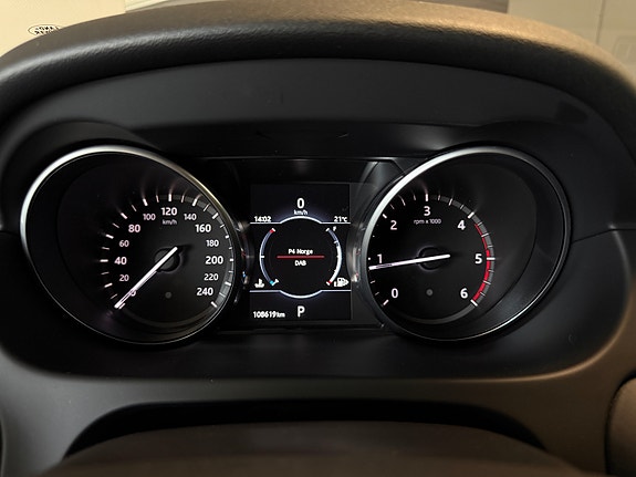 Land Rover Discovery Sport 29 of 30