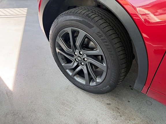 Land Rover Discovery Sport 10 of 30