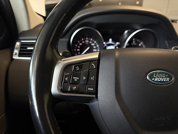Land Rover Discovery Sport 27 of 30