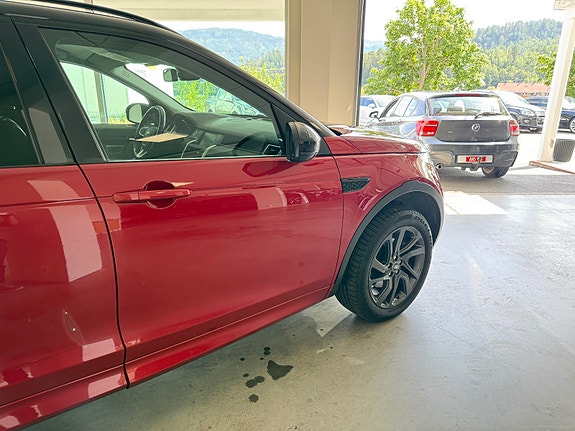 Land Rover Discovery Sport 5 of 30