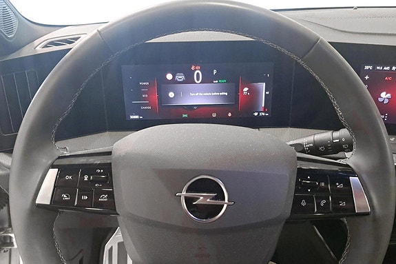 Opel Astra 9 of 25