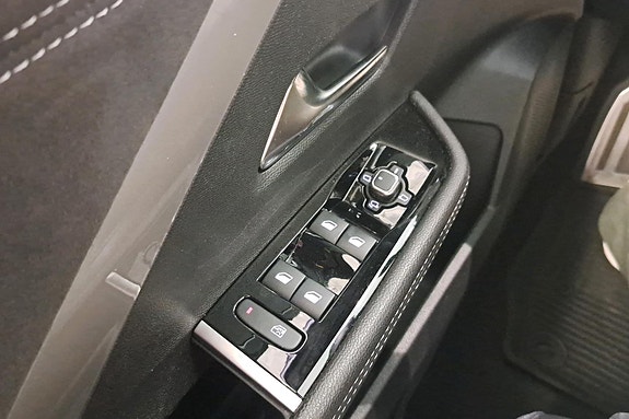 Opel Astra 17 of 25