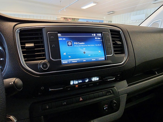 Toyota Proace 21 of 23