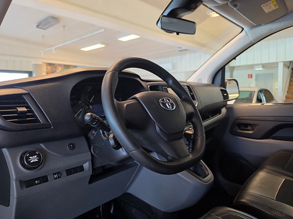 Toyota Proace 16 of 23
