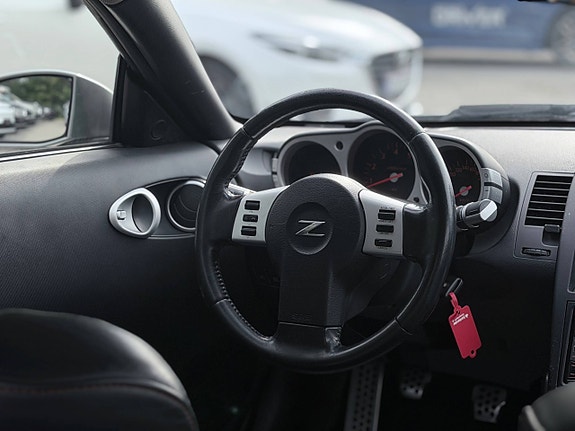 Nissan 350 Z 20 of 30