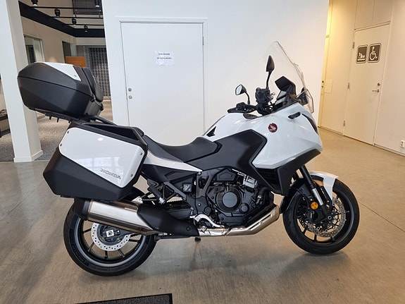 Honda NT 1100 5 of 20