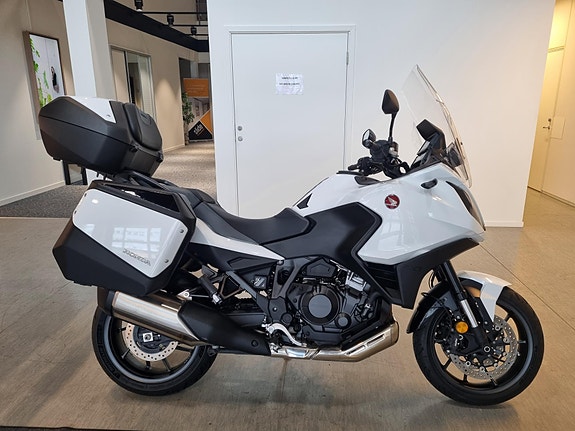 Honda NT 1100 8 of 20