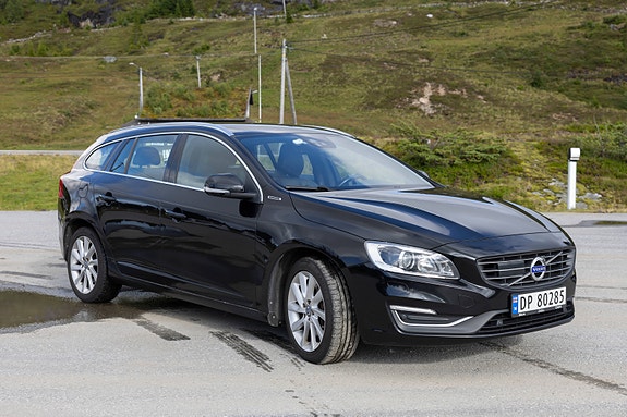 Volvo V60 3 of 15