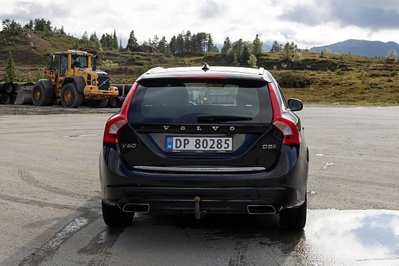 Volvo V60 5 of 15