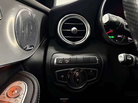Mercedes-Benz GLC350 e 19 of 30
