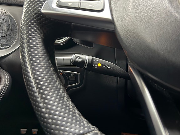 Mercedes-Benz GLC350 e 18 of 30