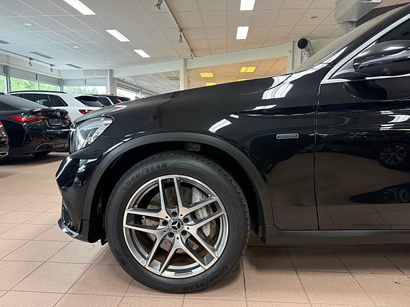 Mercedes-Benz GLC350 e 10 of 30
