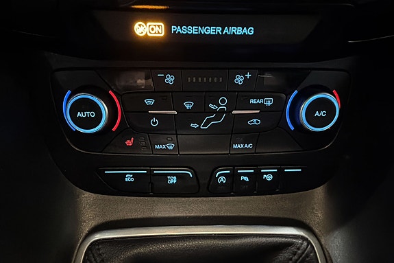 Ford Transit Connect 25 of 26