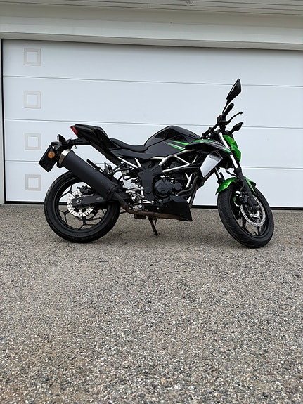 Kawasaki Z 125 11 of 24