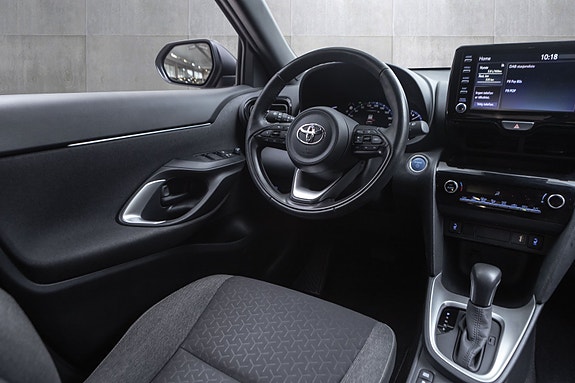 Toyota Yaris Cross 16 of 20