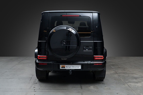 Mercedes-Benz G63 8 of 27