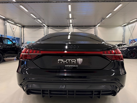 Audi e-tron GT 6 of 30