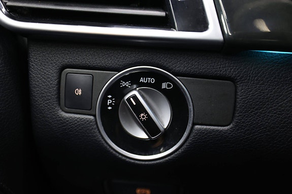 Mercedes-Benz GLS350 d 28 of 30