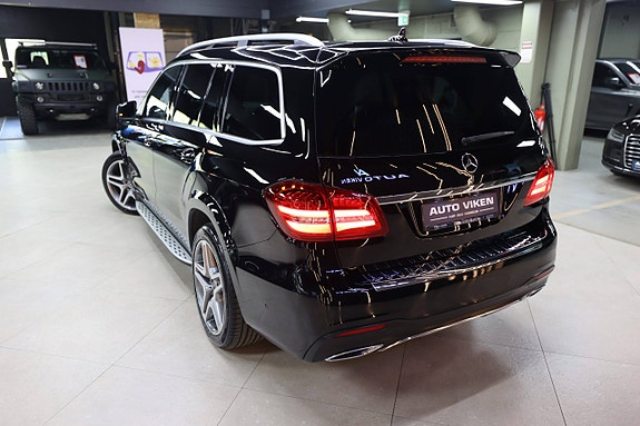 Mercedes-Benz GLS350 d 14 of 30