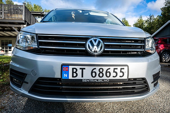 Volkswagen Caddy Maxi 11 of 19