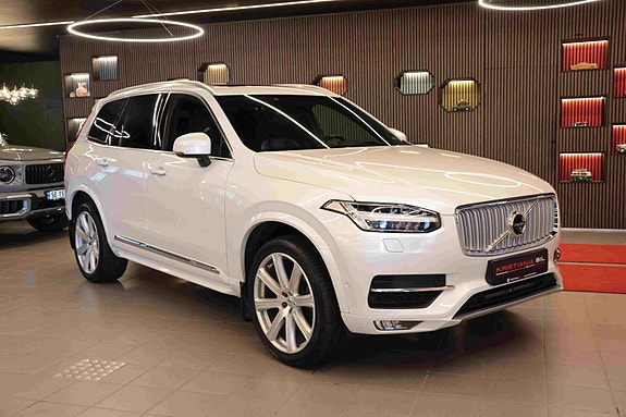 Volvo XC90 3 of 30