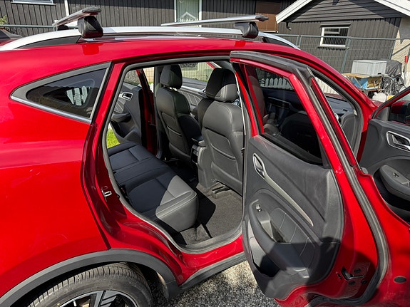 MG ZS EV 9 of 11