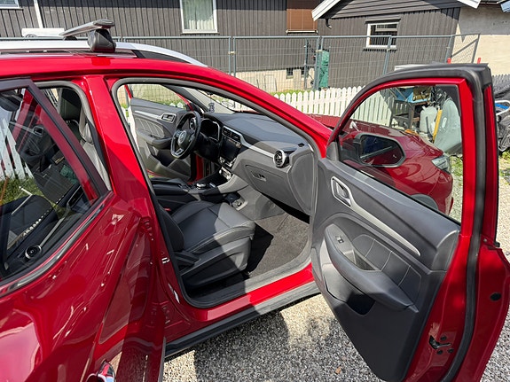 MG ZS EV 8 of 11