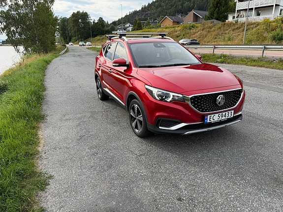 MG ZS EV 2 of 11