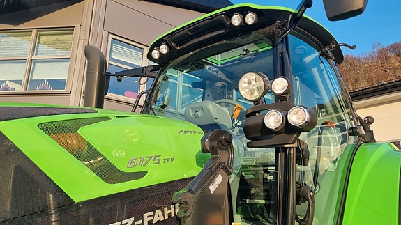 Deutz Fahr 6175 TTV 9 of 9