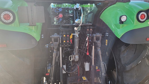 Deutz Fahr 6175 TTV 4 of 9