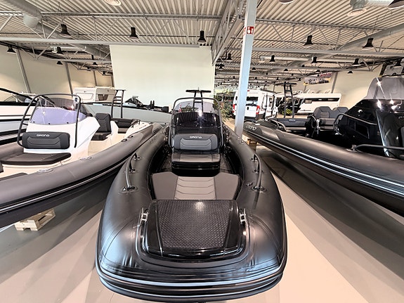 Grand G580 UBE med Yamaha F115 VMAX – Kompakt & premium RIB med smarte løsninger 7 of 14