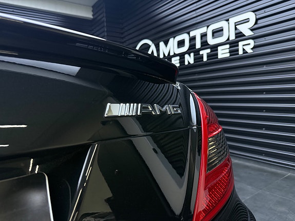 Mercedes-Benz SLK55 8 of 25