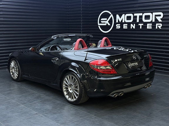 Mercedes-Benz SLK55 2 of 25