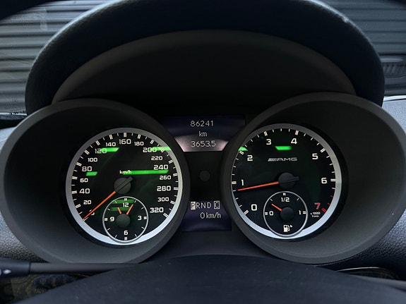 Mercedes-Benz SLK55 14 of 25