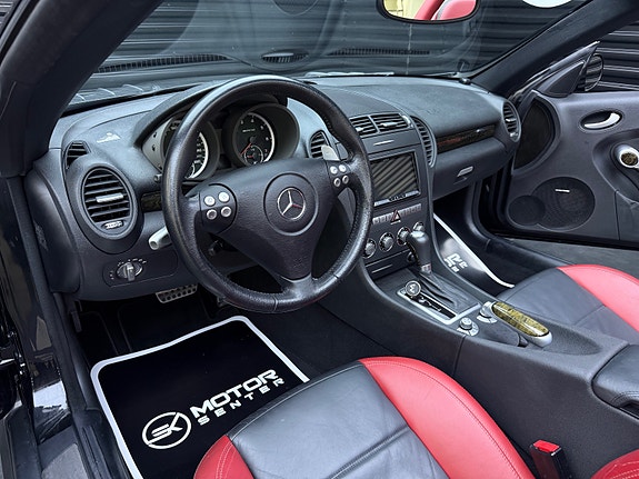 Mercedes-Benz SLK55 10 of 25