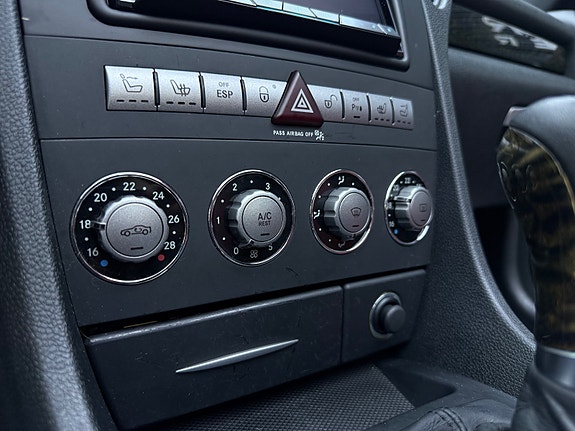 Mercedes-Benz SLK55 17 of 25